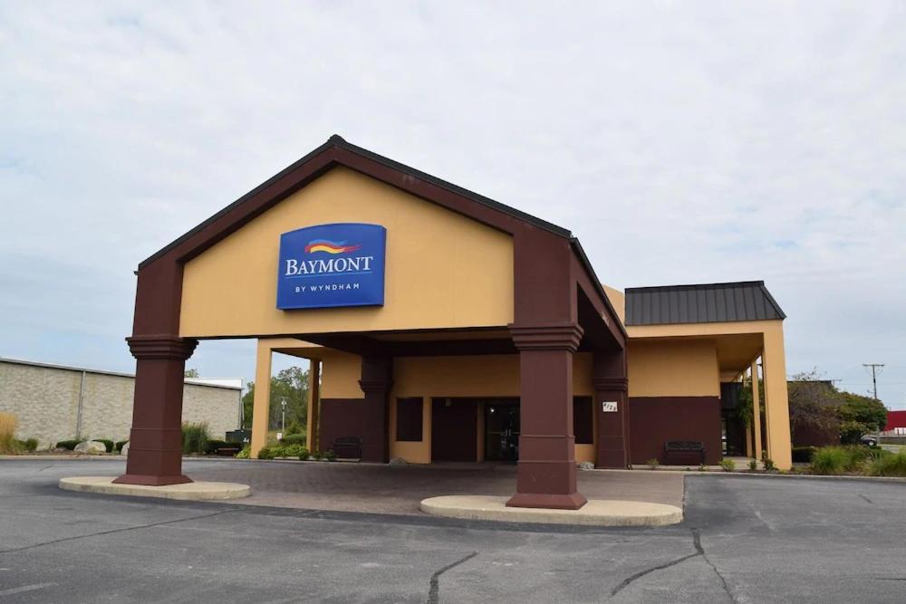Baymont By Wyndham Michigan Stadt Exterior foto