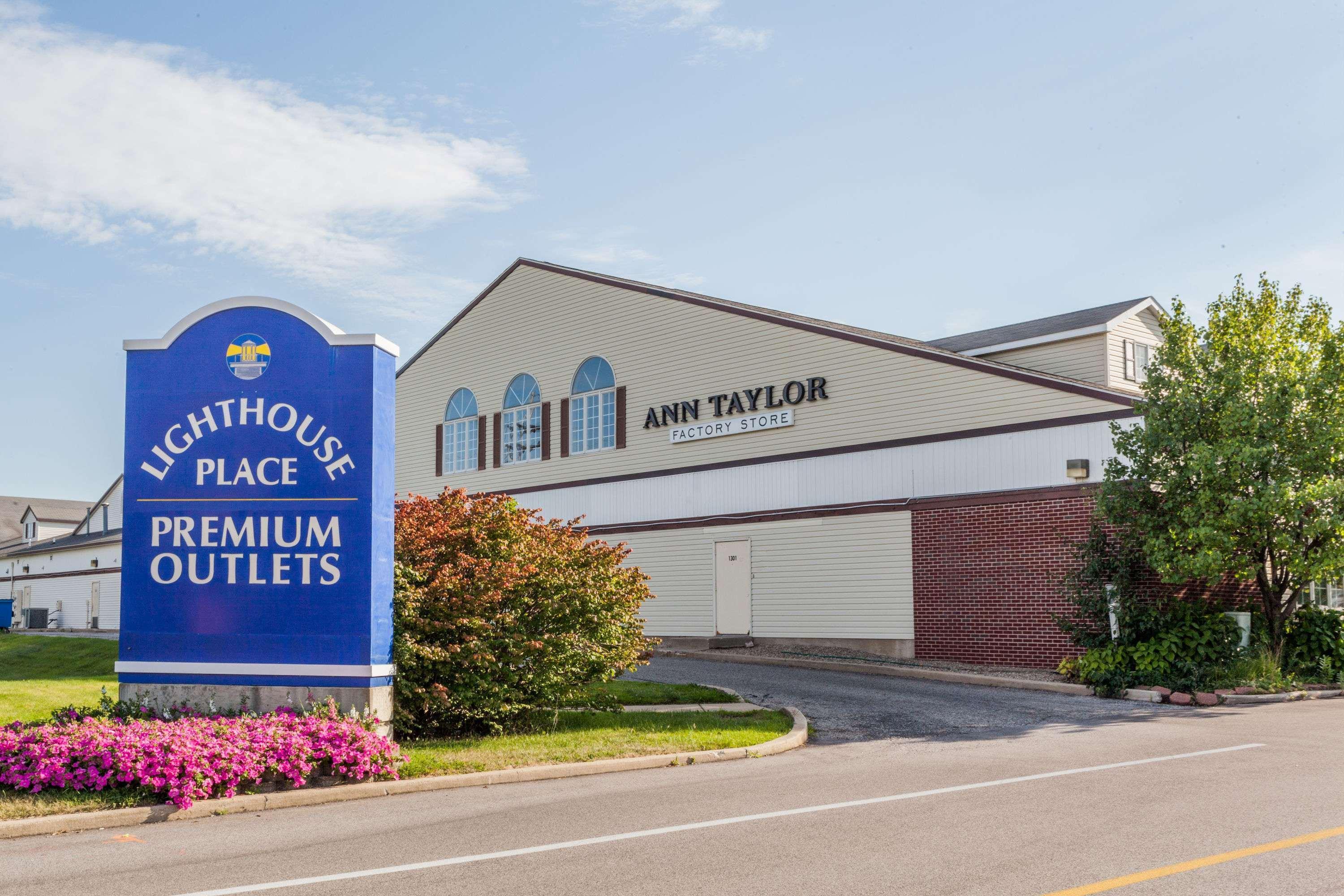 Baymont By Wyndham Michigan Stadt Exterior foto