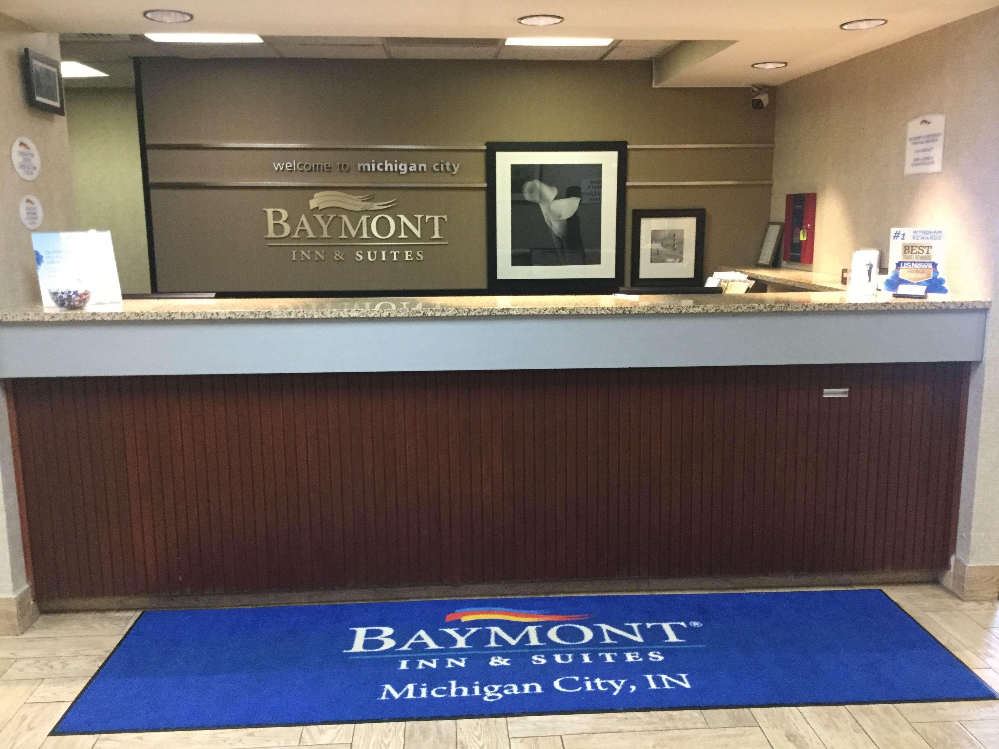 Baymont By Wyndham Michigan Stadt Exterior foto